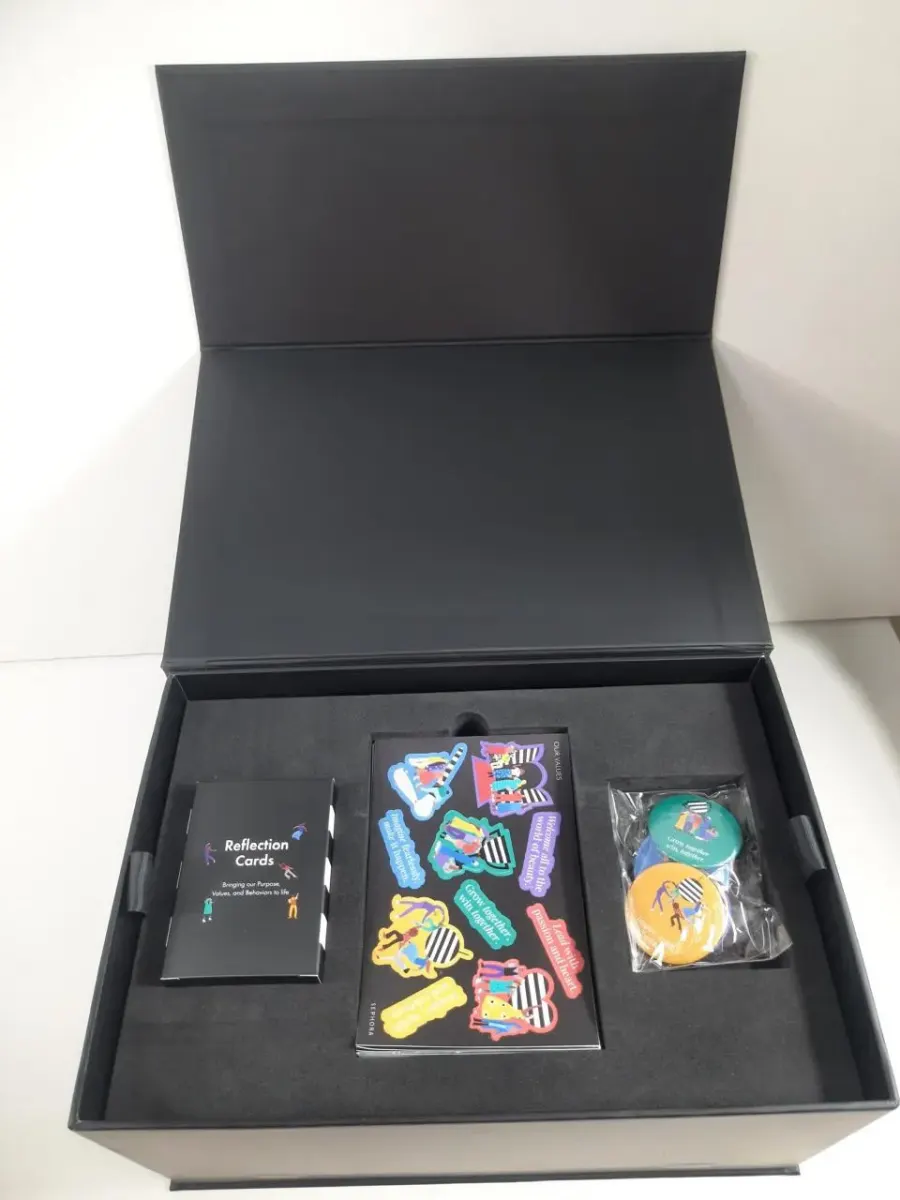 Branded corporate gift produced in Dubai (8)