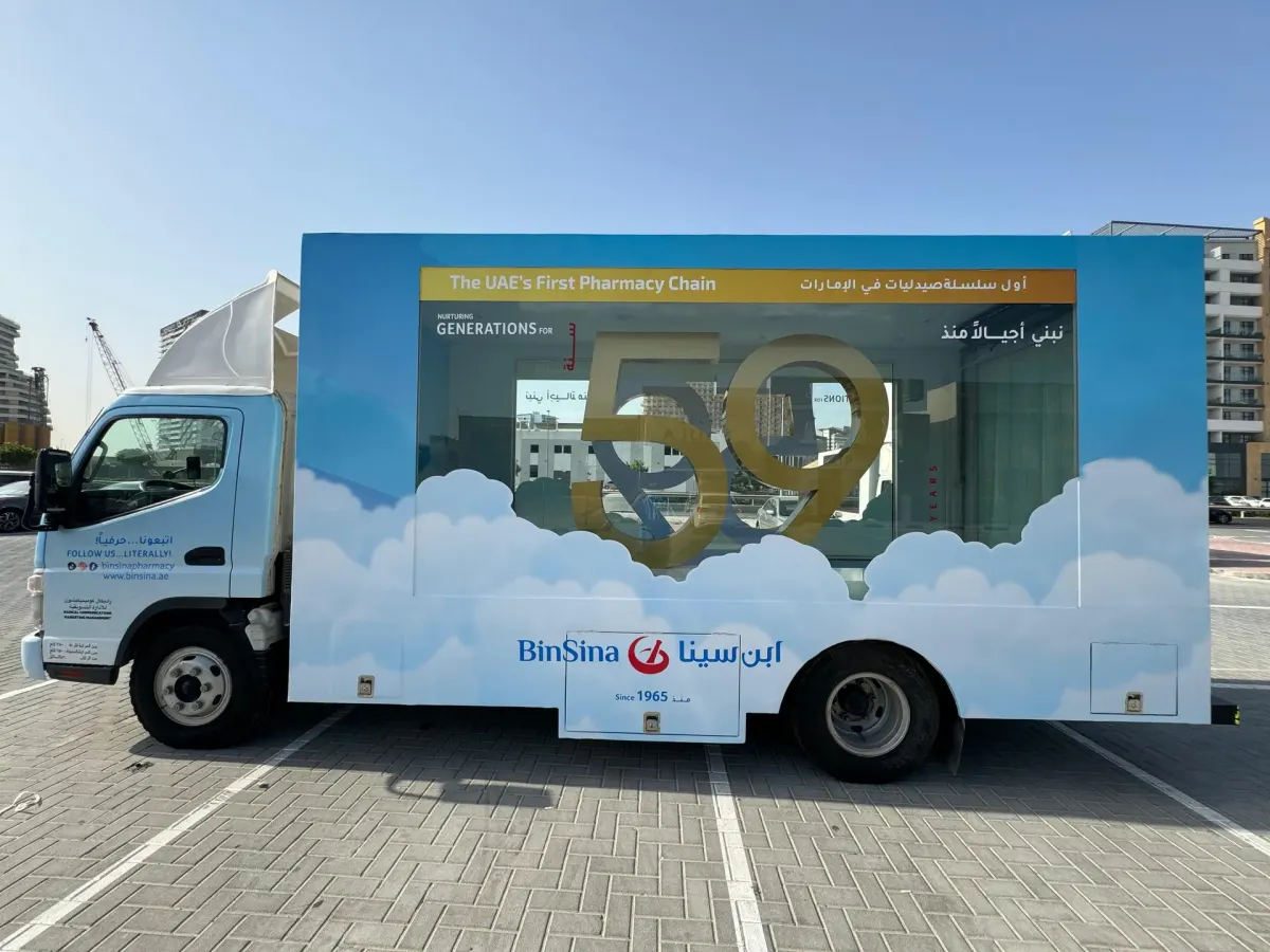 Mobile activation truck on the road in Dubai (11)