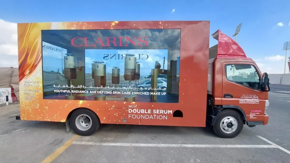 Mobile activation truck on the road in Dubai (15)