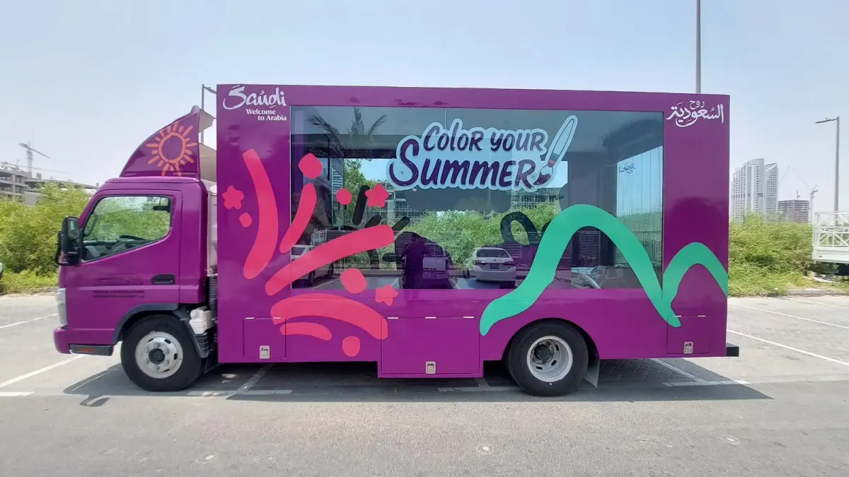 Mobile activation truck on the road in Dubai (19)