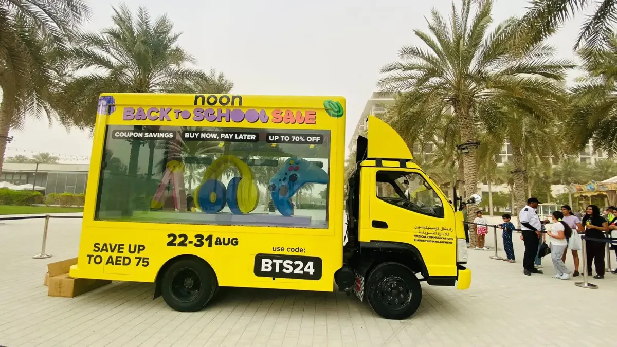 Mobile activation truck on the road in Dubai (24)